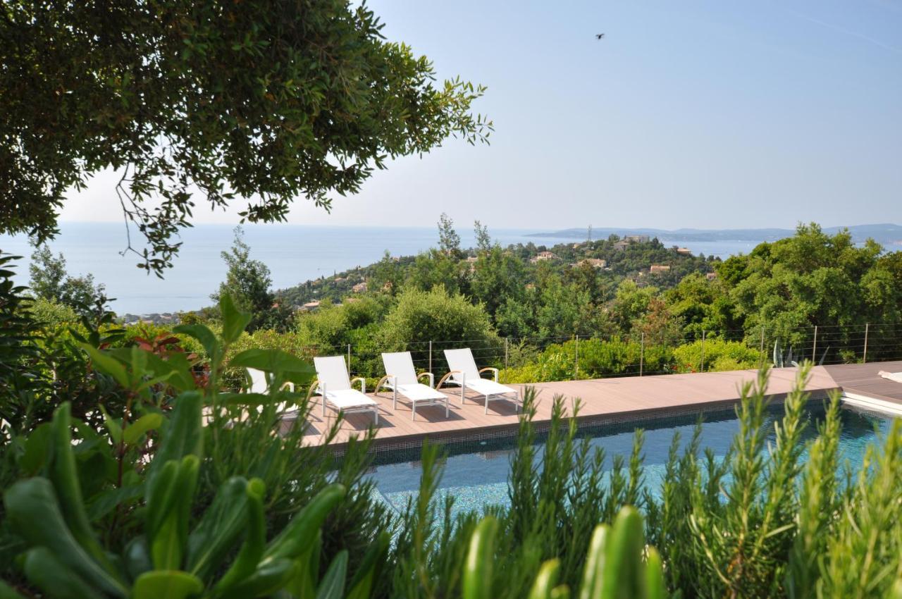 レ・ズィサンブル Vue Panoramique Sur La Baie De St Tropezヴィラ エクステリア 写真